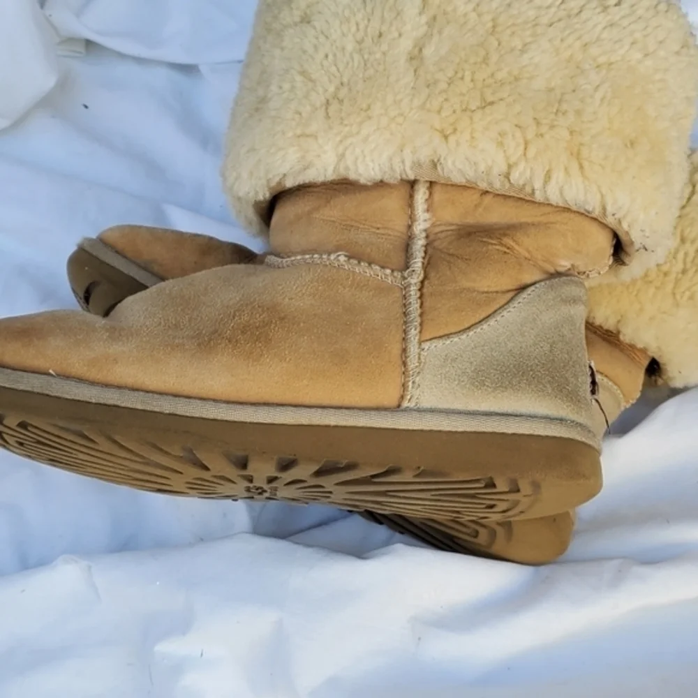 Ugg fold over‎ shortie boots 6